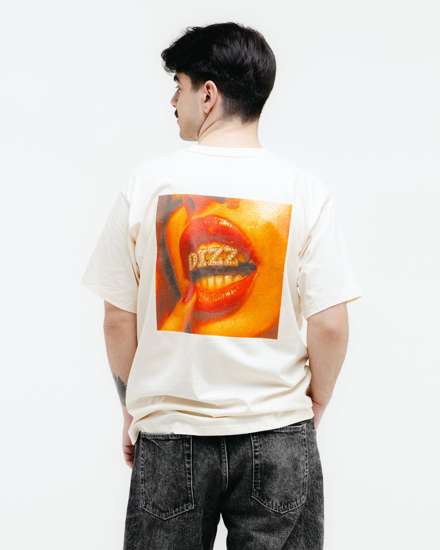 Hot Girls Love DIZZ T-Shirt